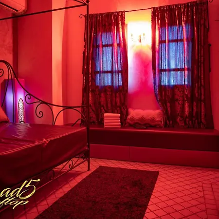 Hotel apartamentowy 5 Cap Libertin Village Naturiste