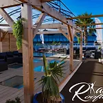 5 Cap Libertin Village Naturiste Apartahotel 3*