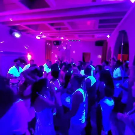 5 Cap Libertin Village Naturiste Lejlighedshotel 3*