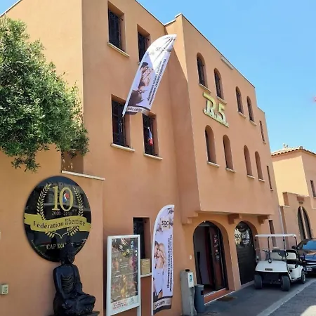Hôtel Riad 5 Studio Cap Libertin Village Naturiste 3*